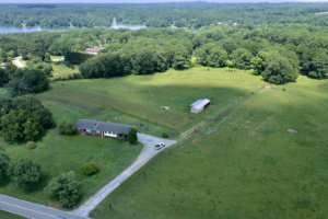572 Green River Rd