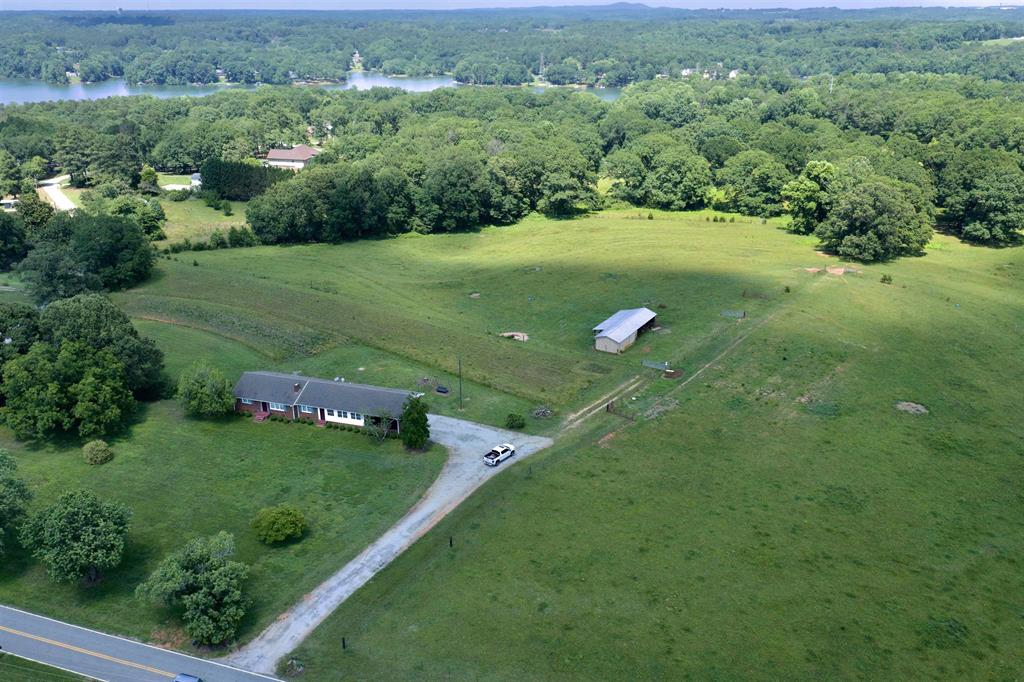 572 Green River Rd